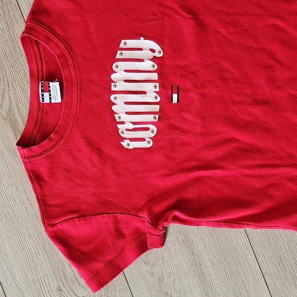 Y2K Tommy Hilfiger Short Length Red Logo T-Shirt, Medium - Picture 3 of 13